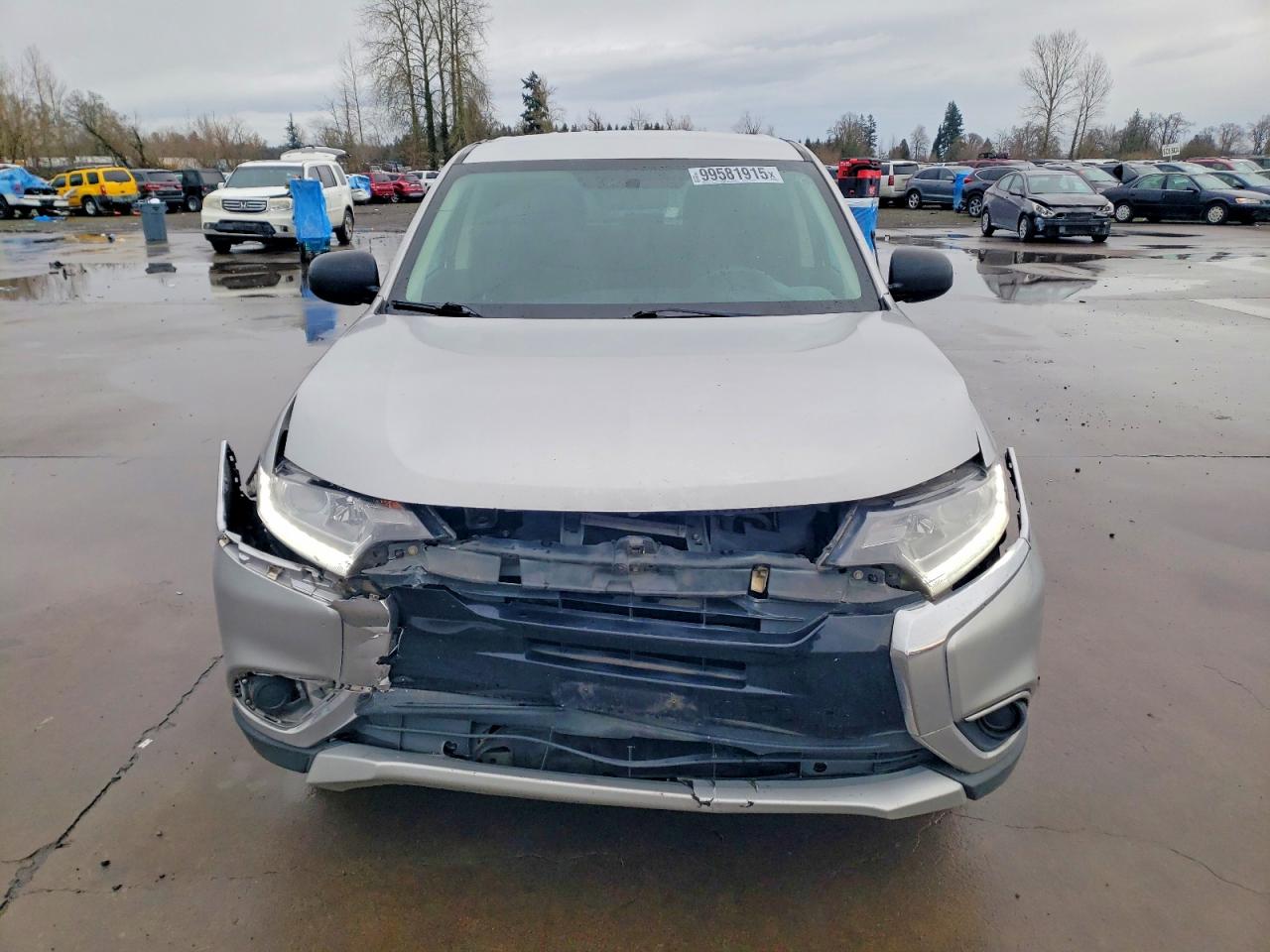 2018 MITSUBISHI OUTLANDER ES photo 5