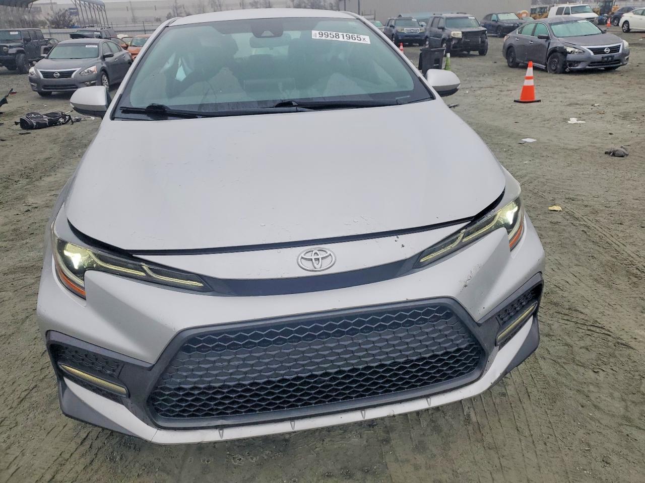 2020 TOYOTA COROLLA SE photo 5