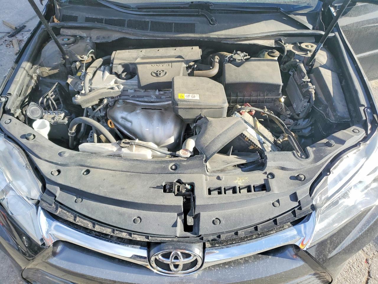2017 TOYOTA CAMRY LE photo 11