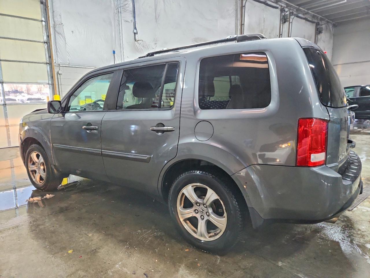 2012 HONDA PILOT EXL photo 2
