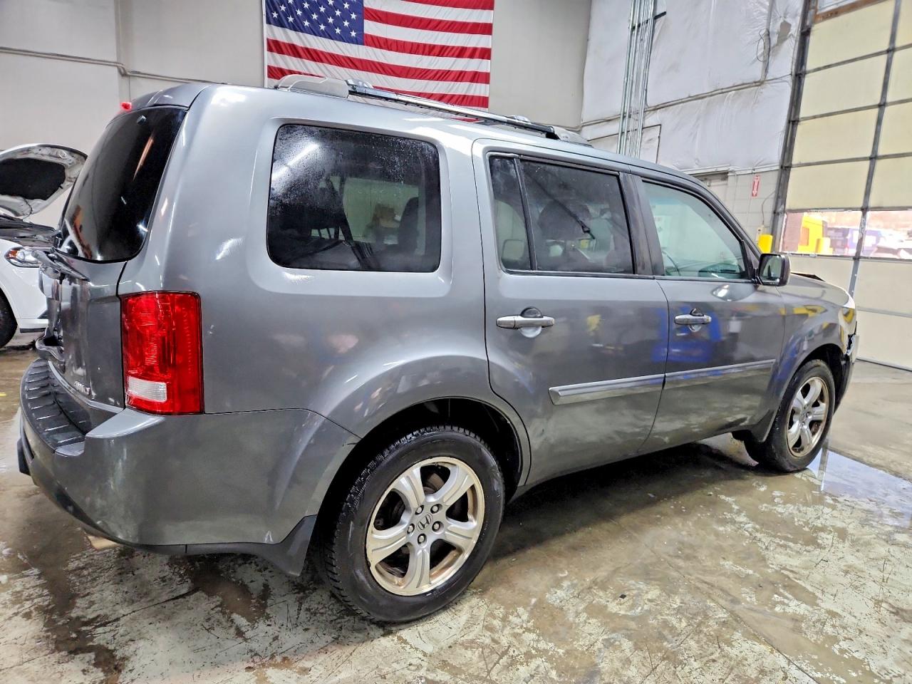 2012 HONDA PILOT EXL photo 3