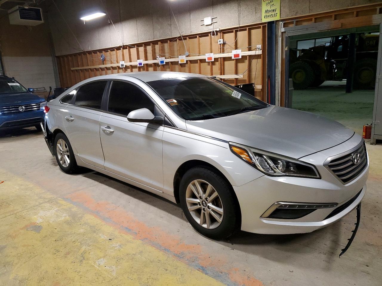2015 HYUNDAI SONATA SE photo 4