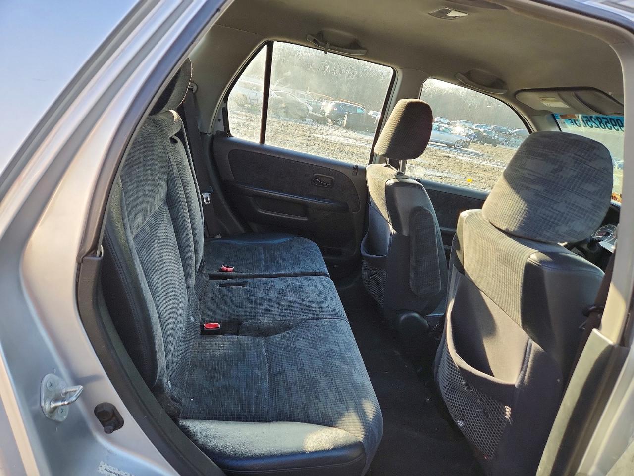 2004 HONDA CR-V LX photo 11