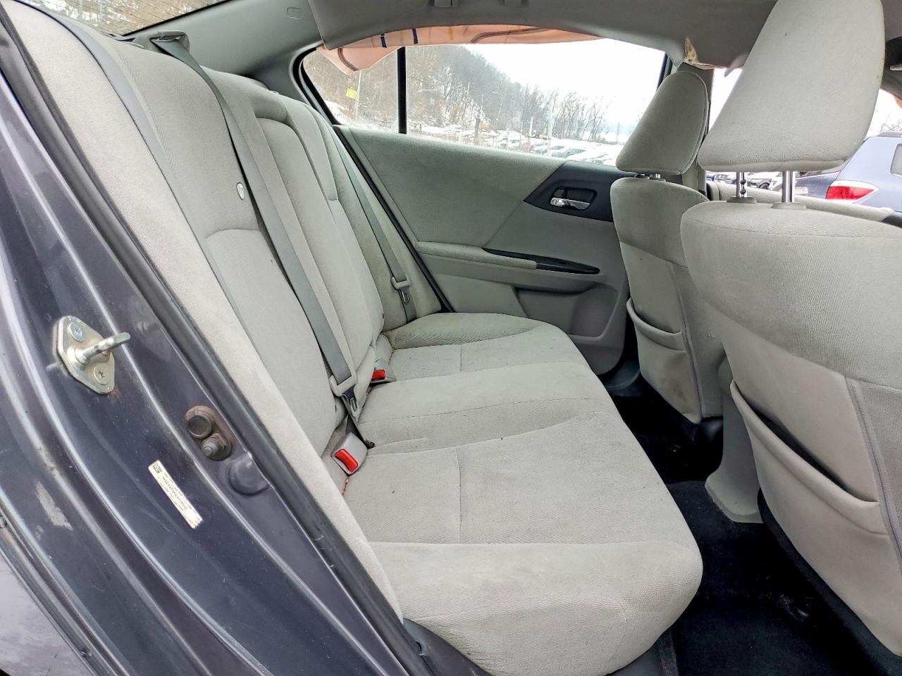 2013 HONDA ACCORD LX photo 28