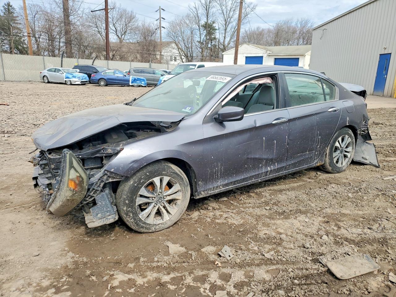 2013 HONDA ACCORD LX photo 2