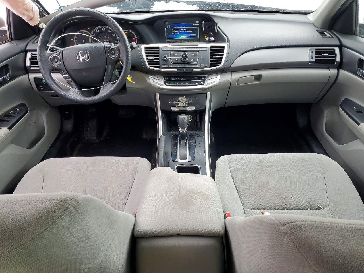 2013 HONDA ACCORD LX photo 22