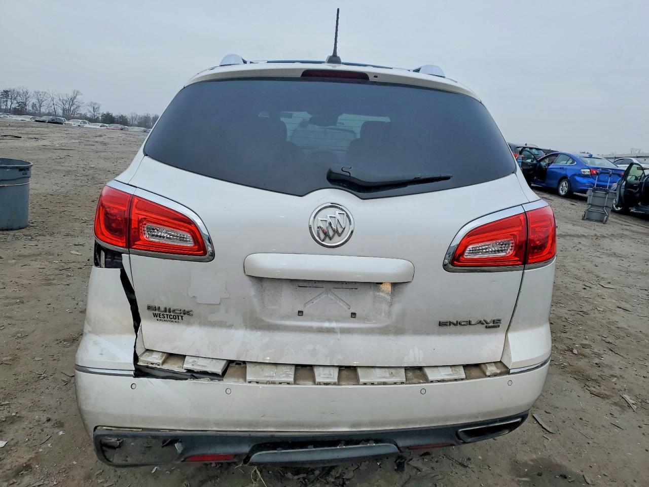 2016 BUICK ENCLAVE photo 6