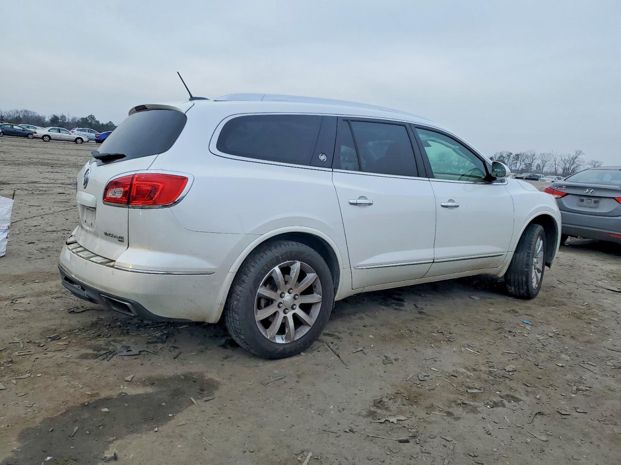 2016 BUICK ENCLAVE photo 3