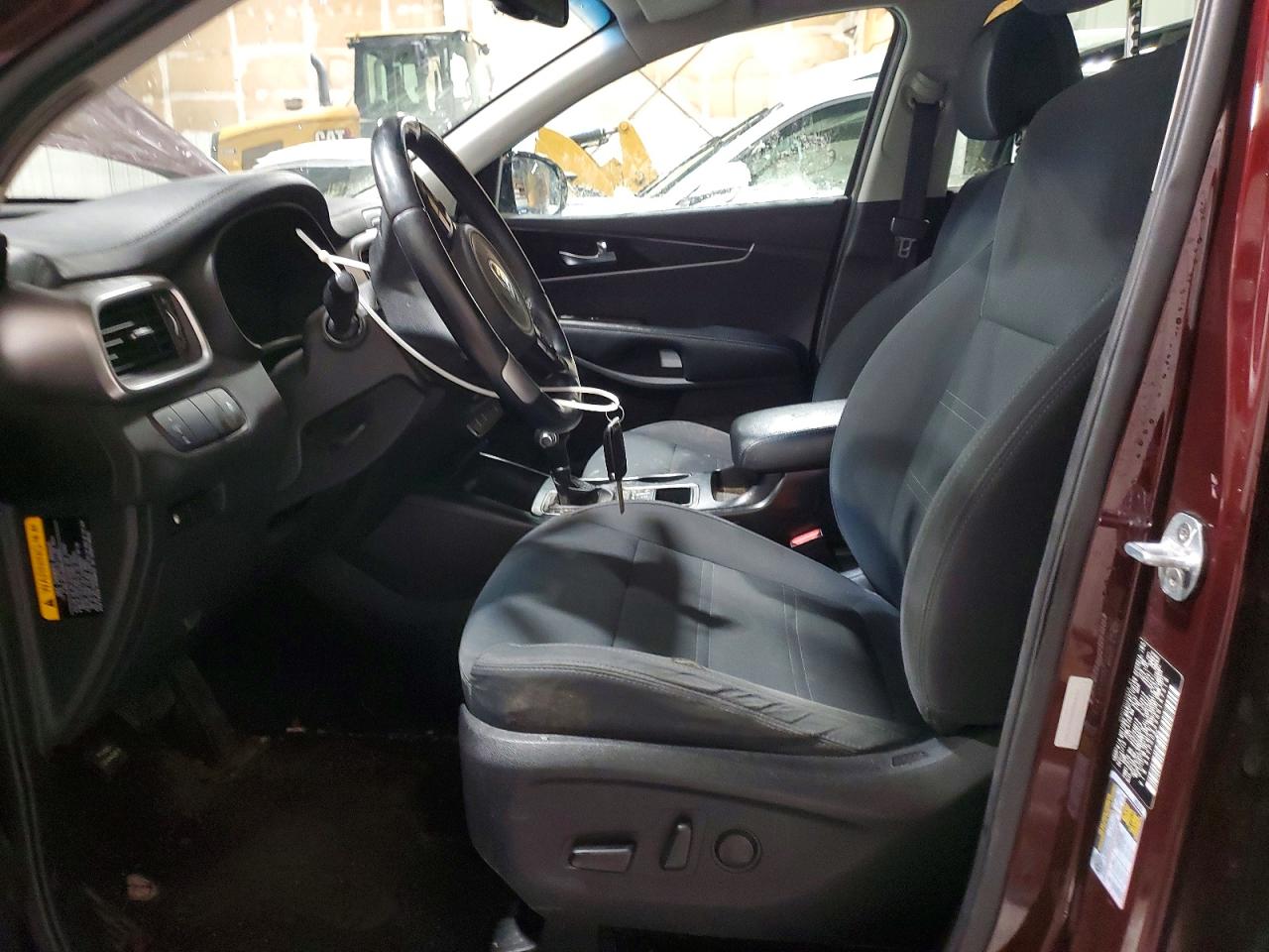 2016 KIA SORENTO LX photo 13