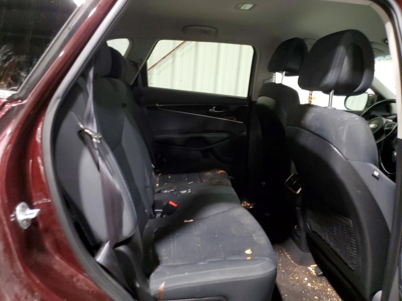 2016 KIA SORENTO LX photo 21