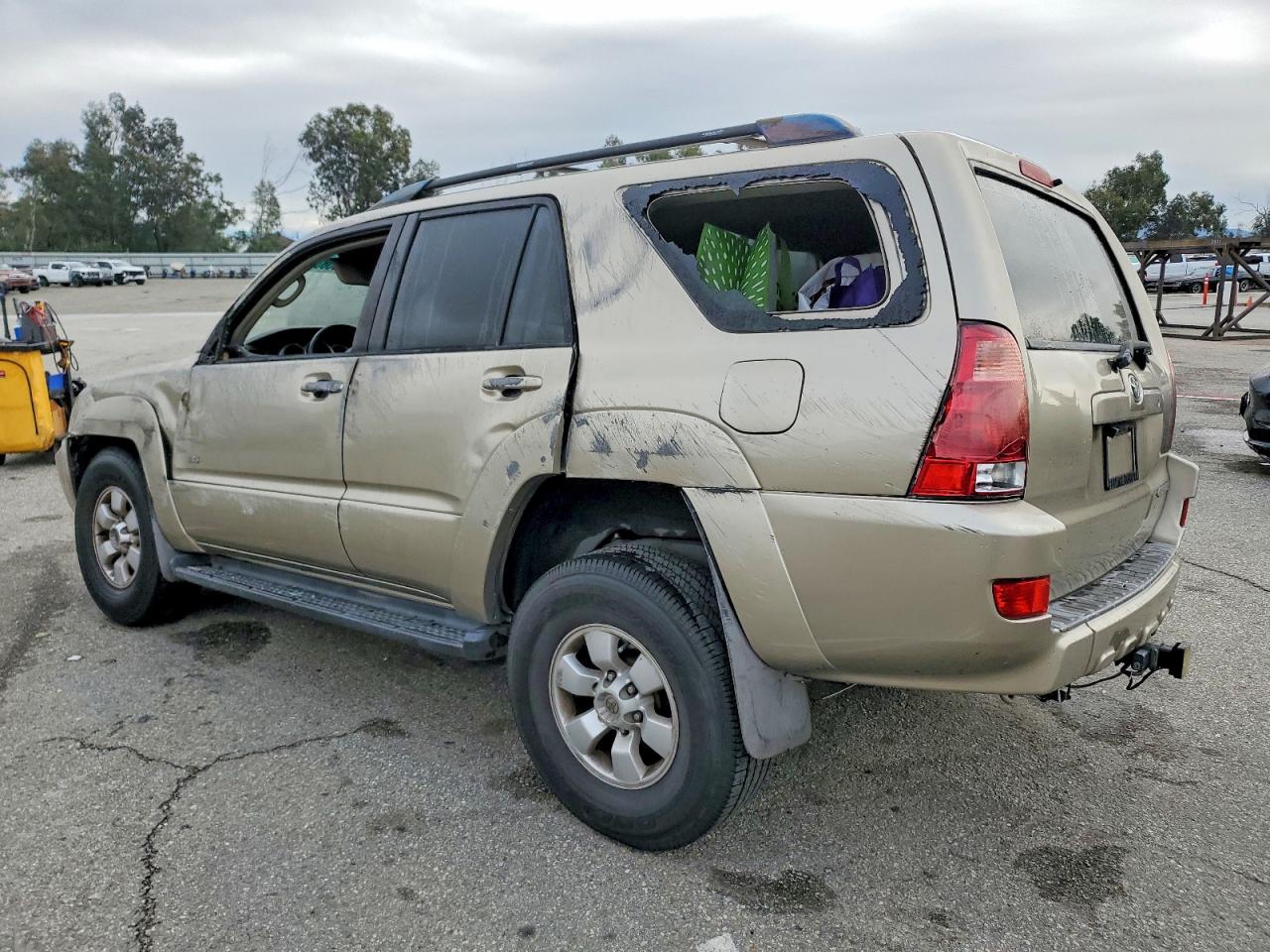 2005 TOYOTA 4RUNNER SR5 photo 2