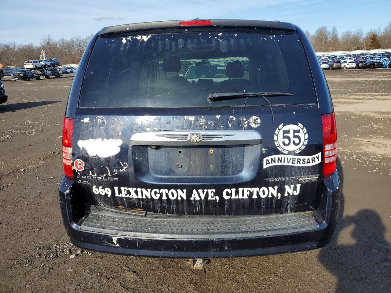 2010 CHRYSLER TOWN & COUNTRY TOURING PLUS photo 6