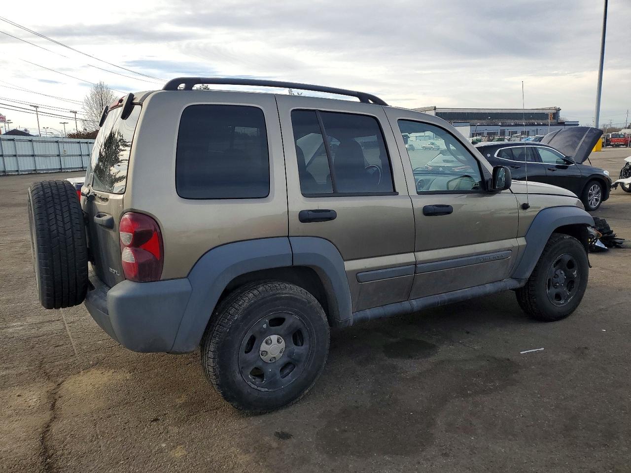 2005 JEEP LIBERTY SPORT photo 3