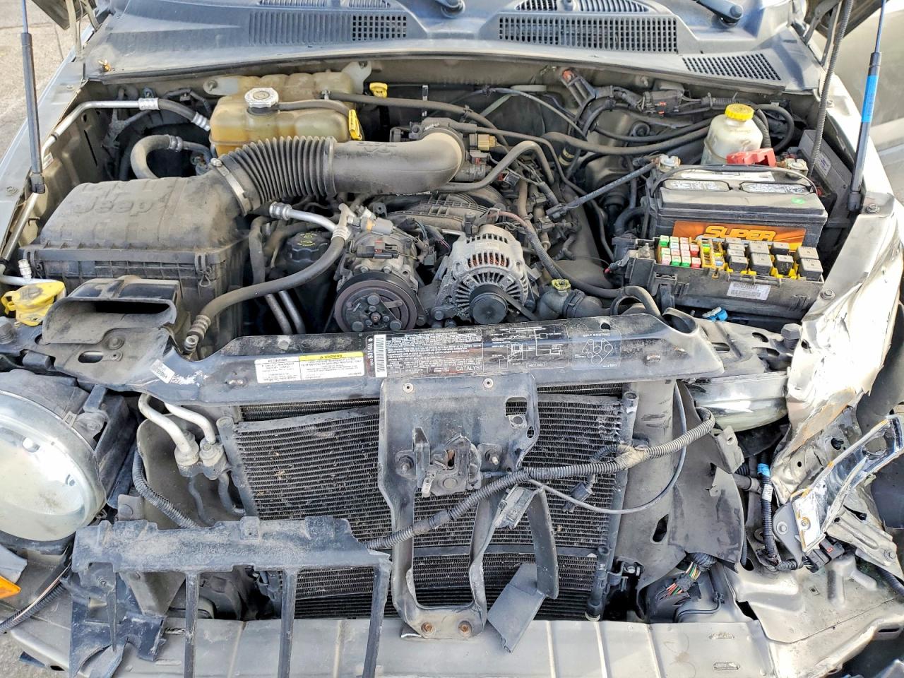 2005 JEEP LIBERTY SPORT photo 12