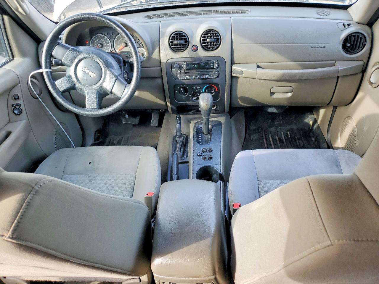 2005 JEEP LIBERTY SPORT photo 8