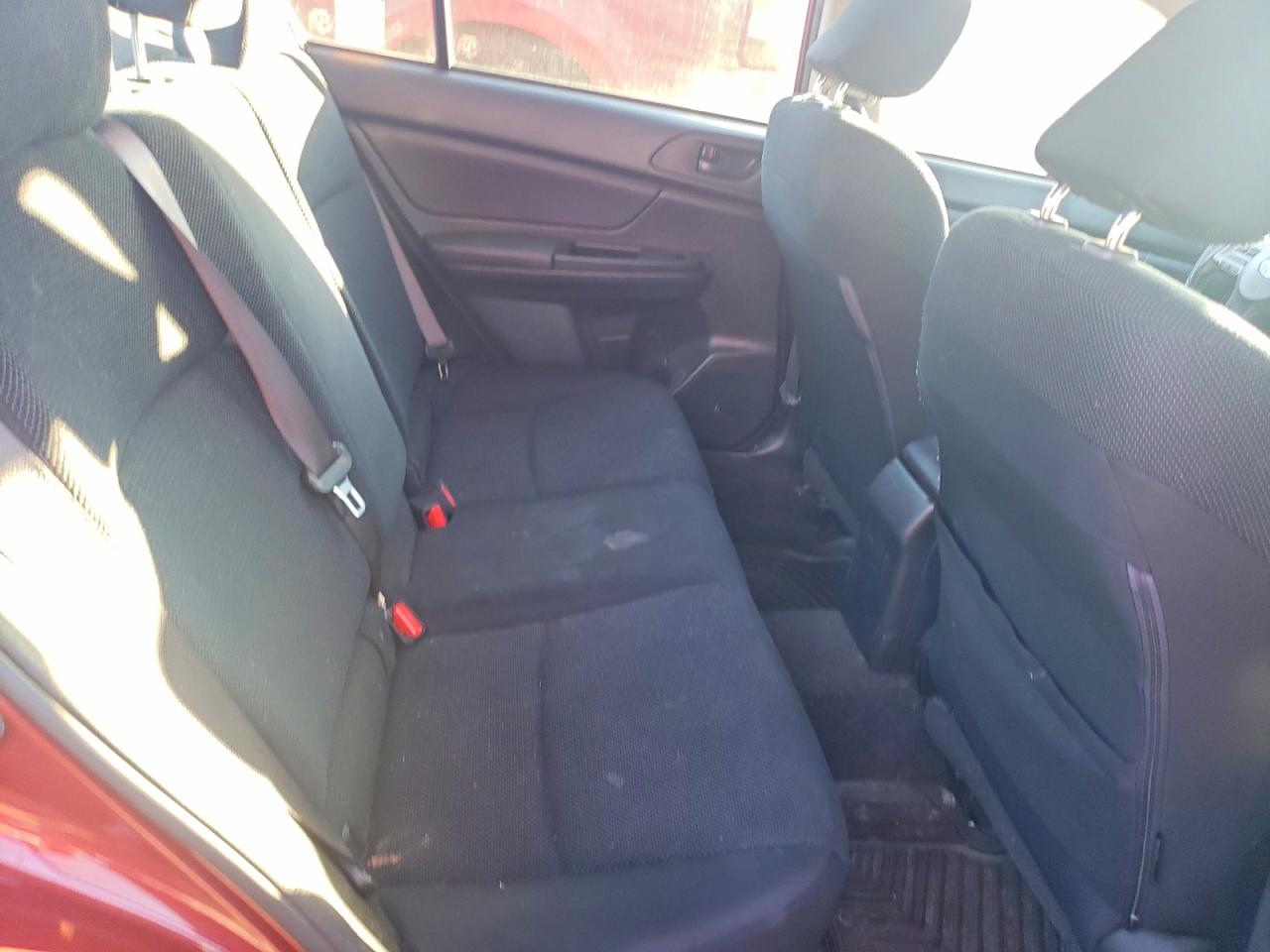 2014 SUBARU IMPREZA photo 10