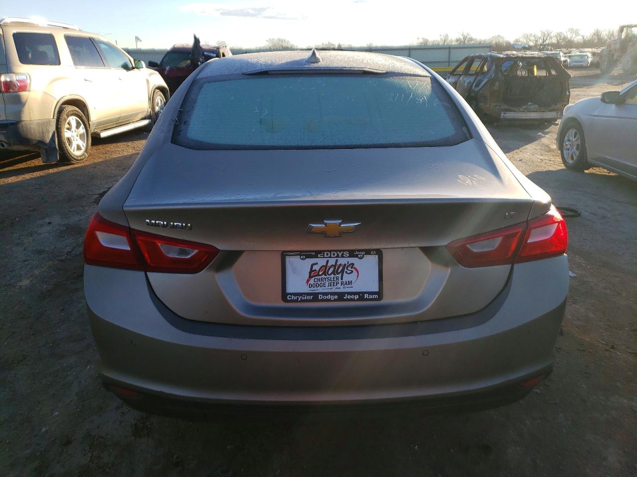 2023 CHEVROLET MALIBU LT photo 6