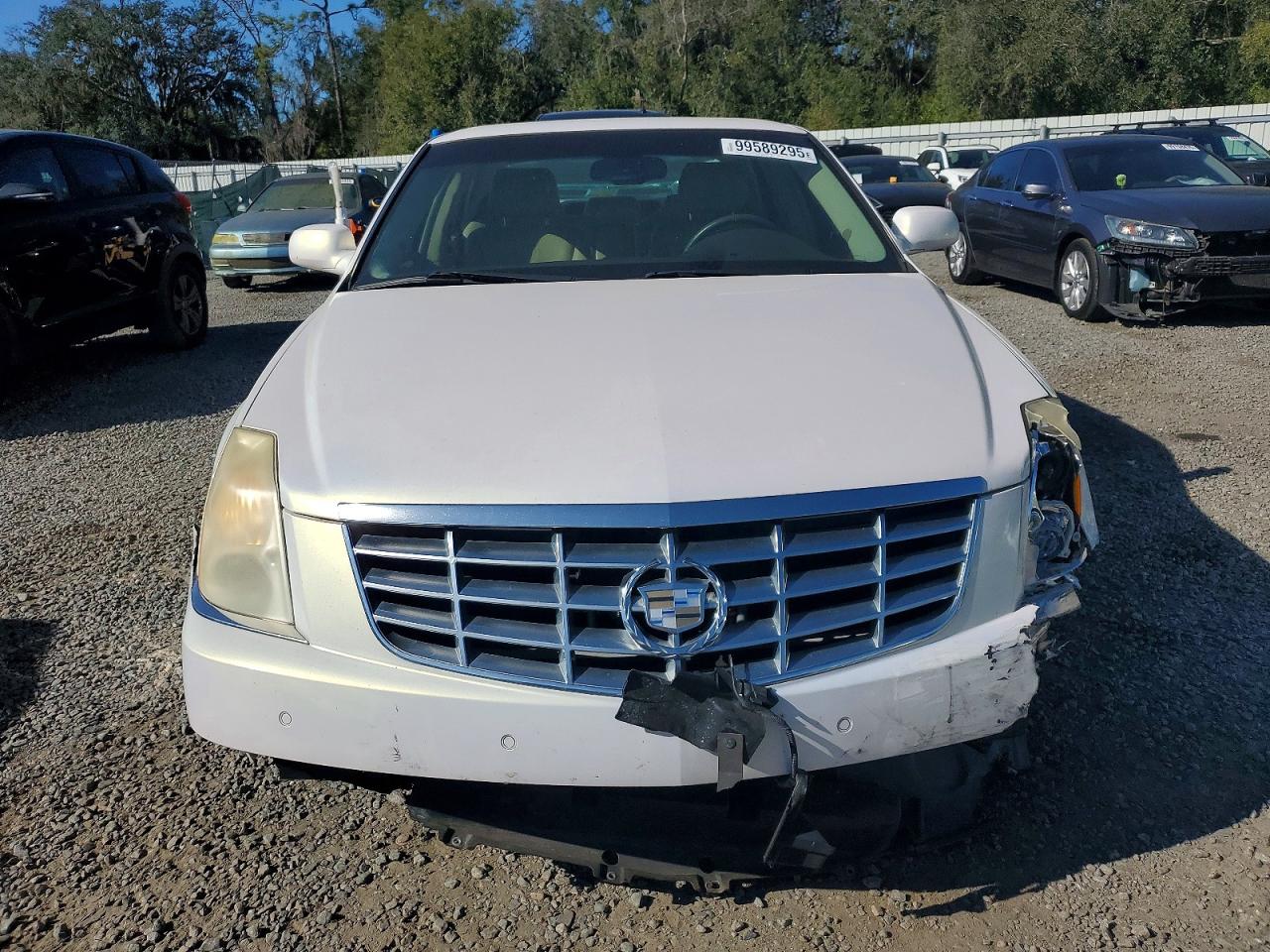 2007 CADILLAC DTS photo 5