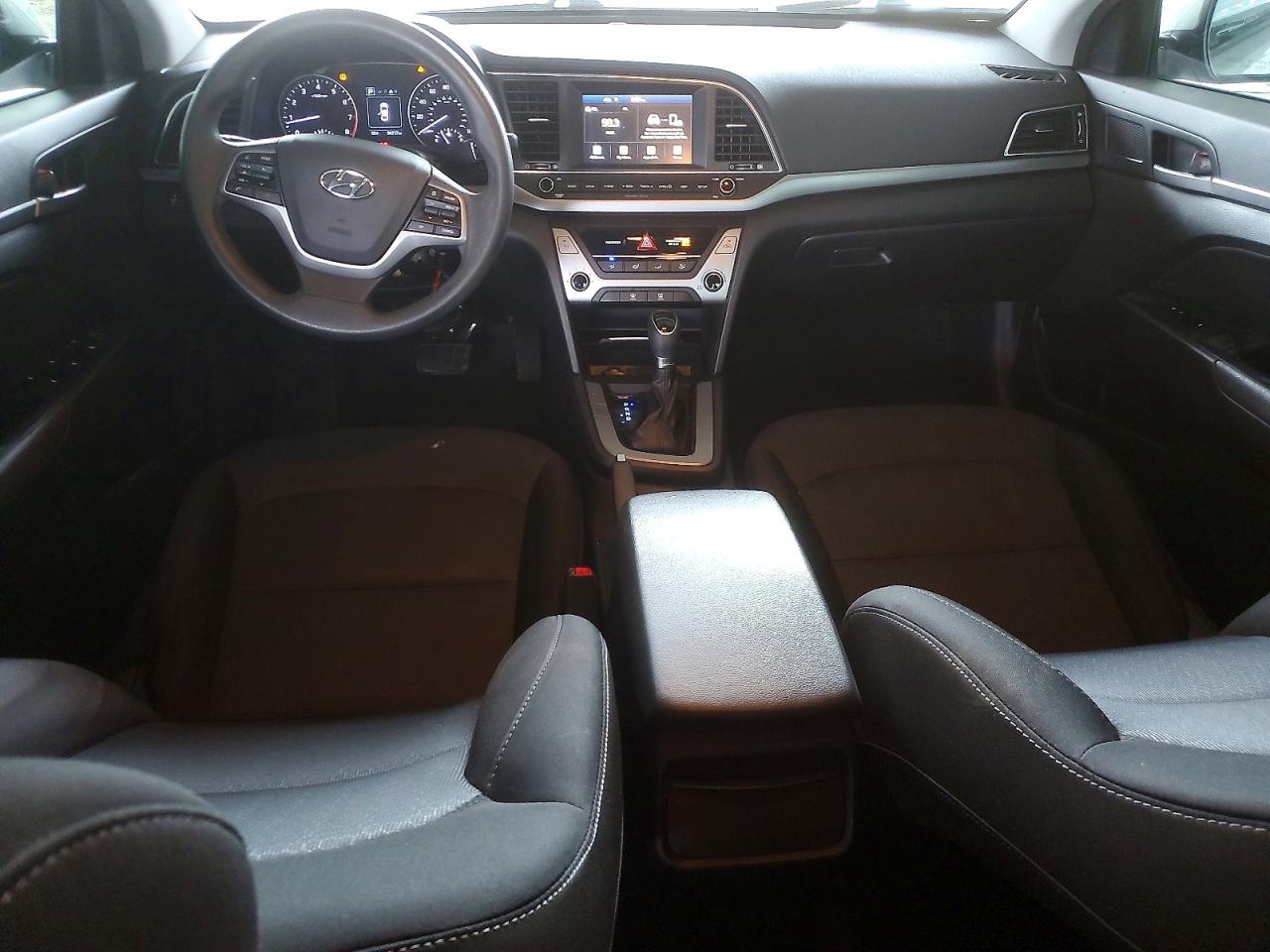 2018 HYUNDAI ELANTRA SEL photo 8