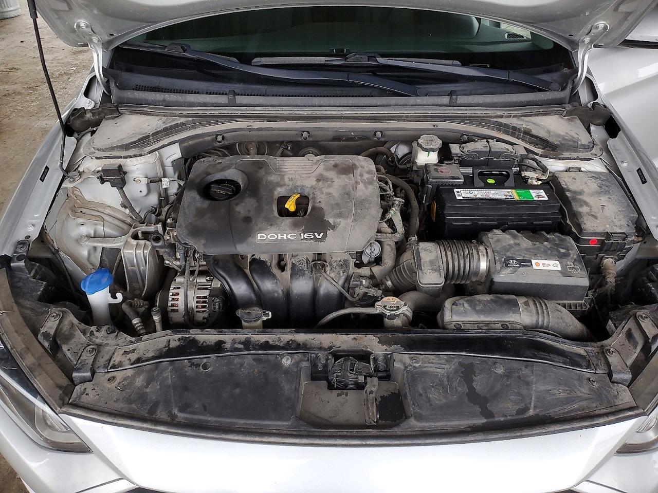 2018 HYUNDAI ELANTRA SEL photo 11