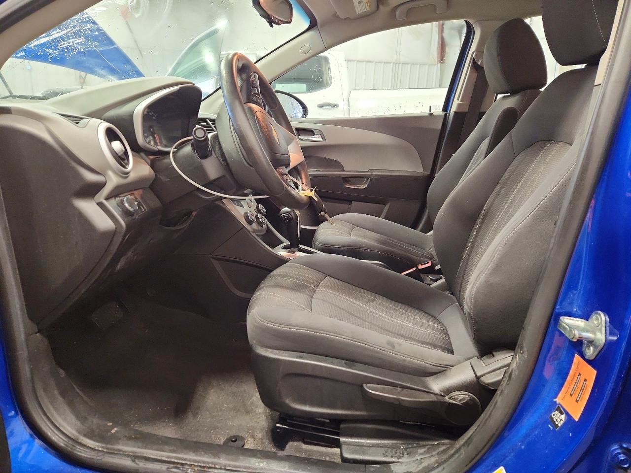 2017 CHEVROLET SONIC LT photo 7
