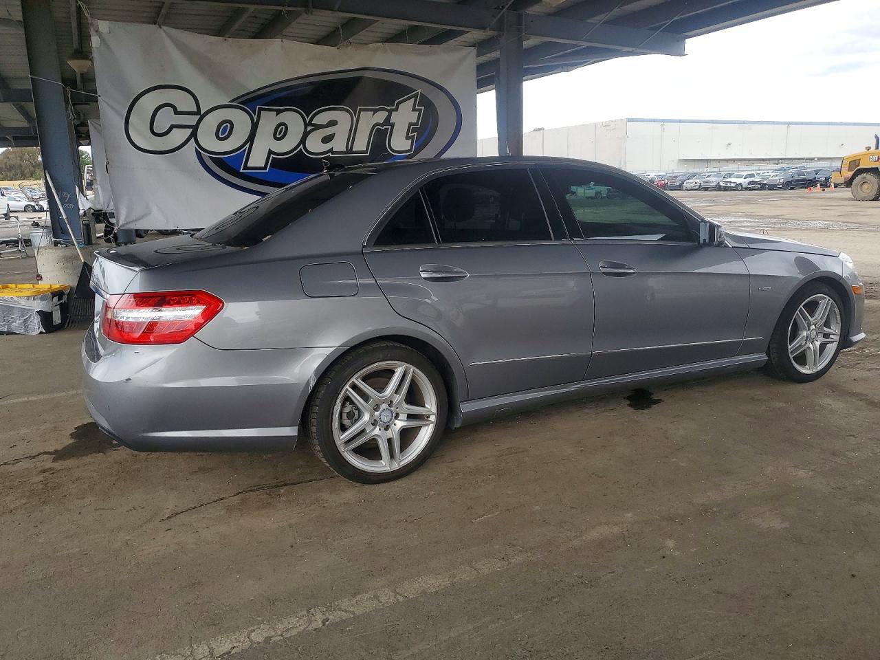 2012 MERCEDES-BENZ E 350 photo 3