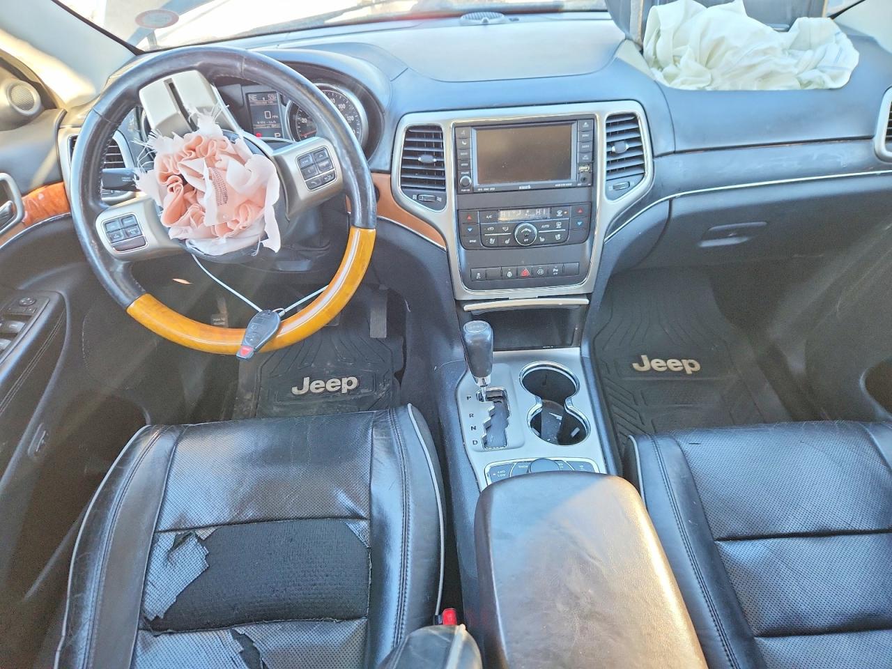 2011 JEEP GRAND CHEROKEE OVERLAND photo 8