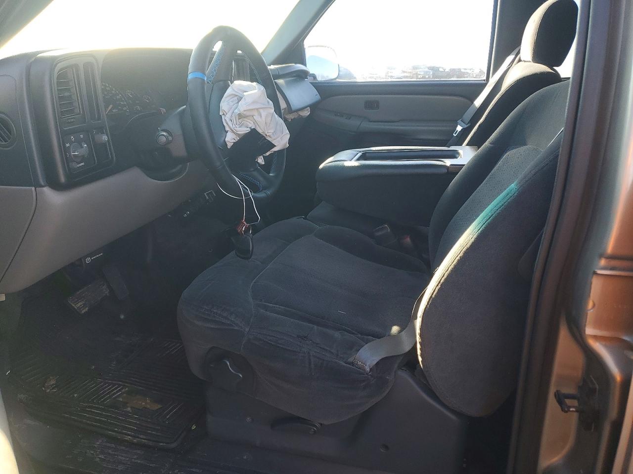2001 CHEVROLET TAHOE C1500 photo 7
