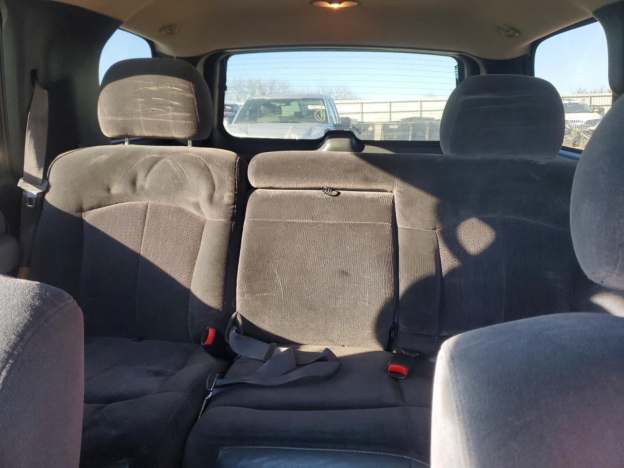 2001 CHEVROLET TAHOE C1500 photo 10