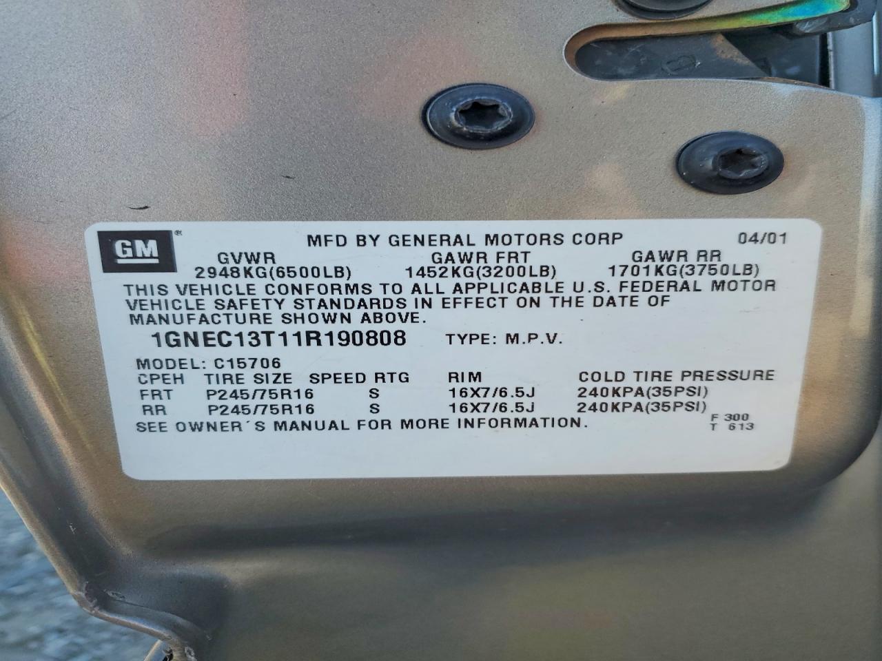 2001 CHEVROLET TAHOE C1500 photo 13
