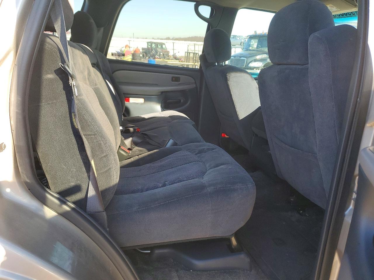 2001 CHEVROLET TAHOE C1500 photo 11