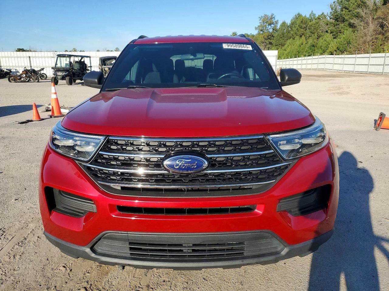 2020 FORD EXPLORER XLT photo 13