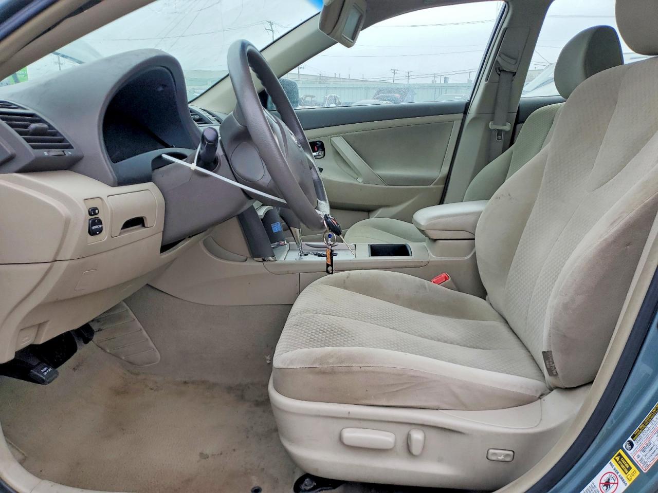 2009 TOYOTA CAMRY BASE photo 7