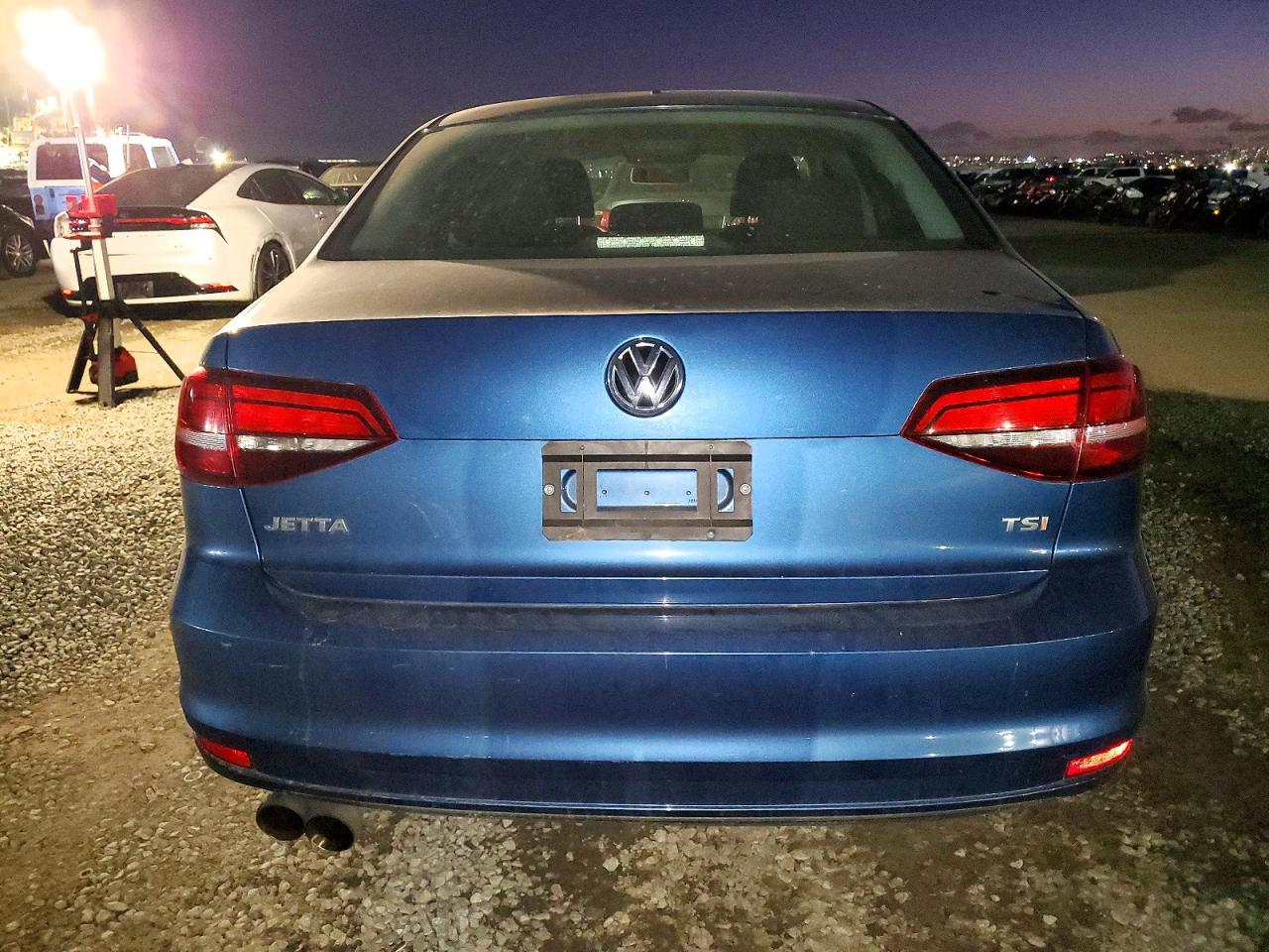 2016 VOLKSWAGEN JETTA S photo 6