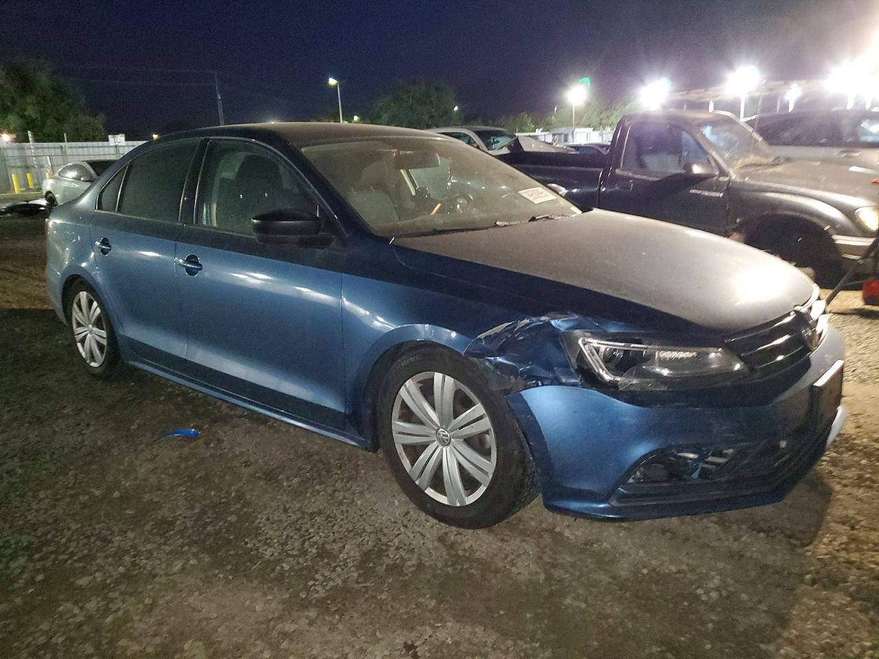 2016 VOLKSWAGEN JETTA S photo 4