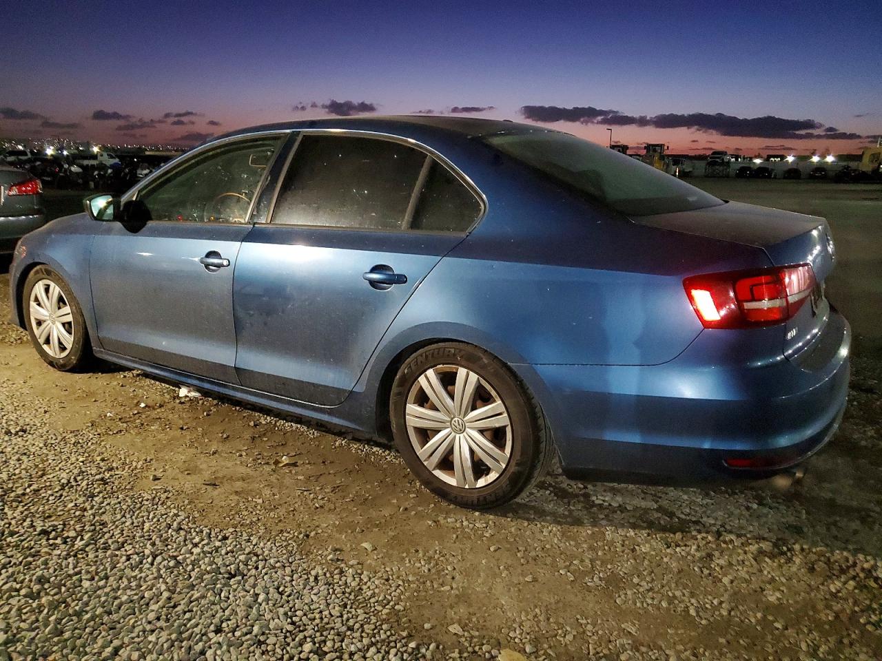 2016 VOLKSWAGEN JETTA S photo 2