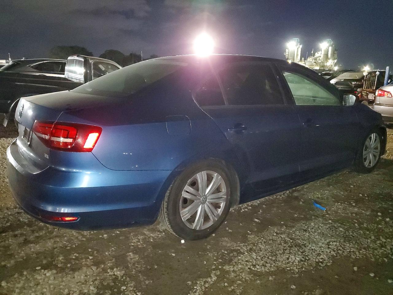 2016 VOLKSWAGEN JETTA S photo 3