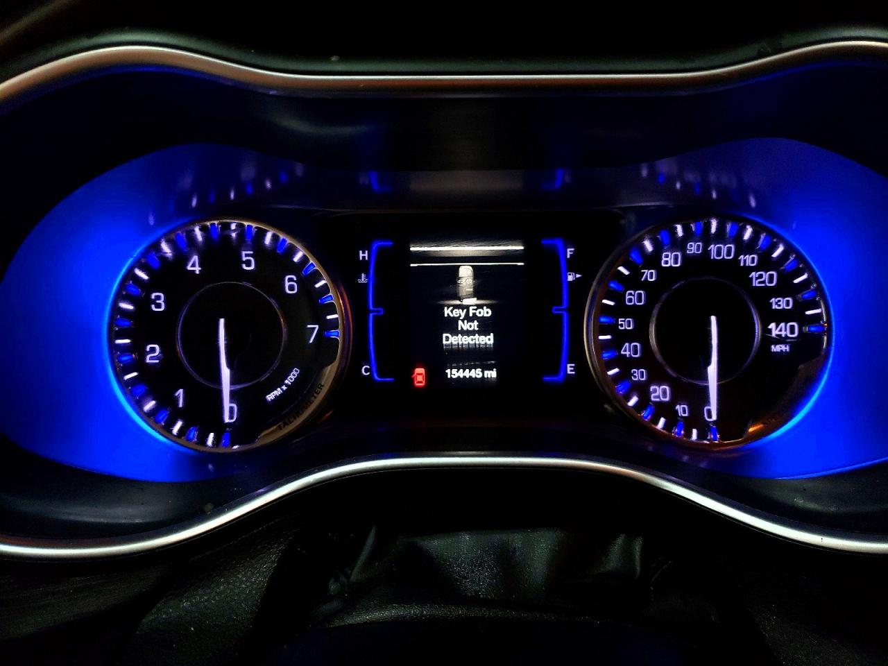 2016 CHRYSLER 200 LIMITED photo 9
