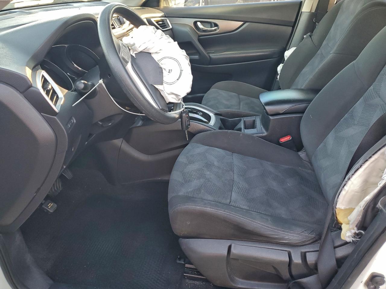 2016 NISSAN ROGUE S photo 7