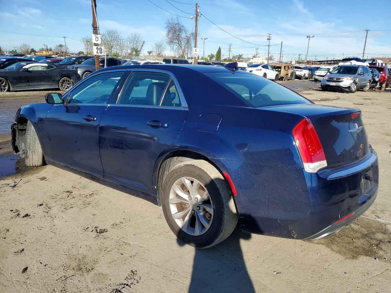2015 CHRYSLER 300 LIMITED photo 3