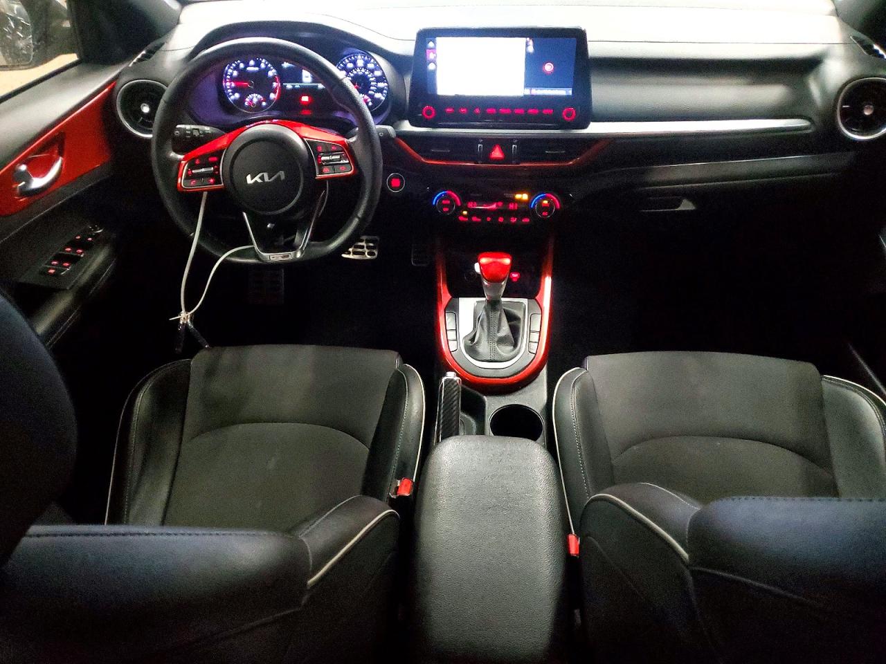 2023 KIA FORTE GT LINE photo 7