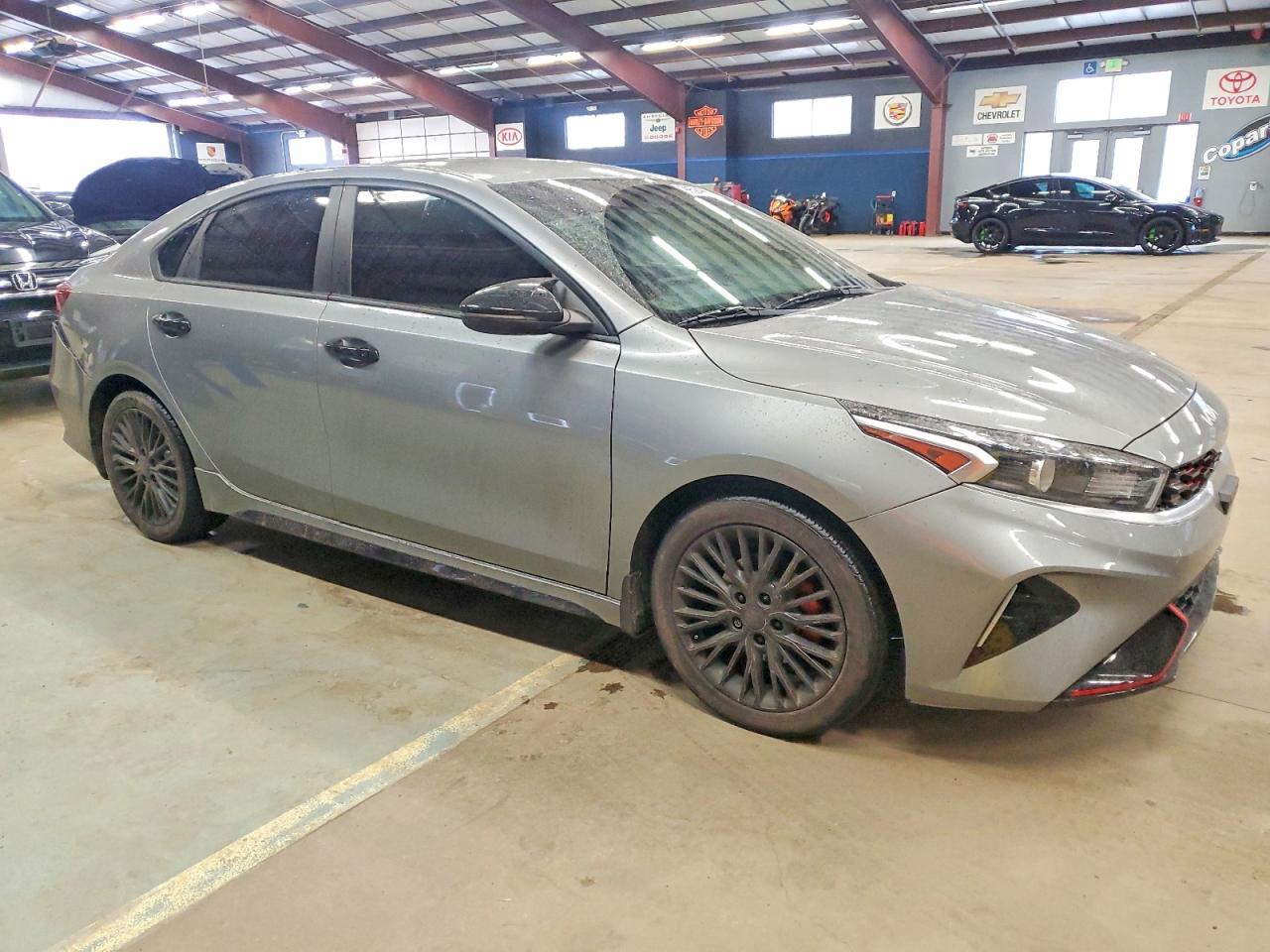 2023 KIA FORTE GT LINE photo 3