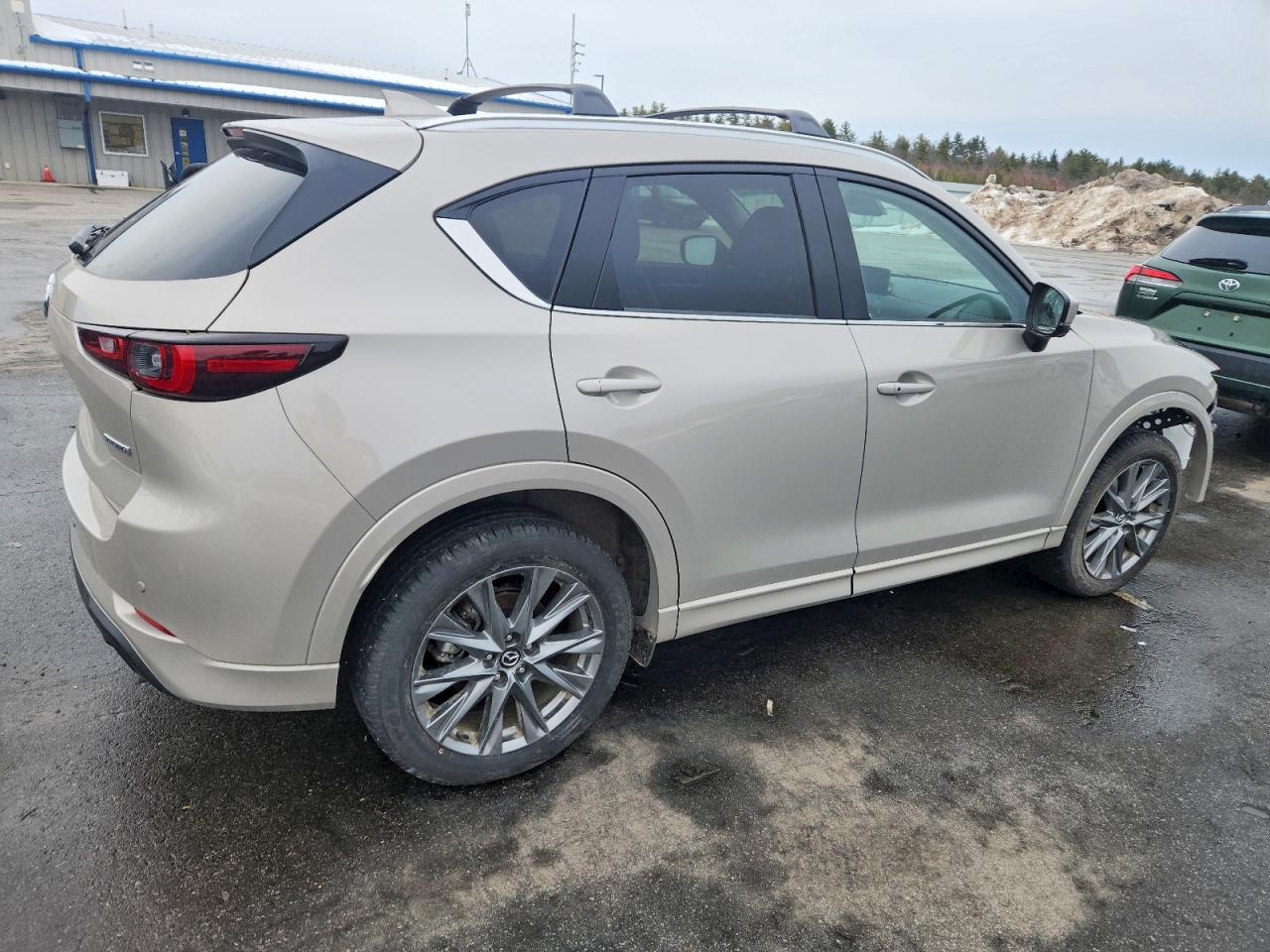 2025 MAZDA CX-5 PREMIUM PLUS photo 3