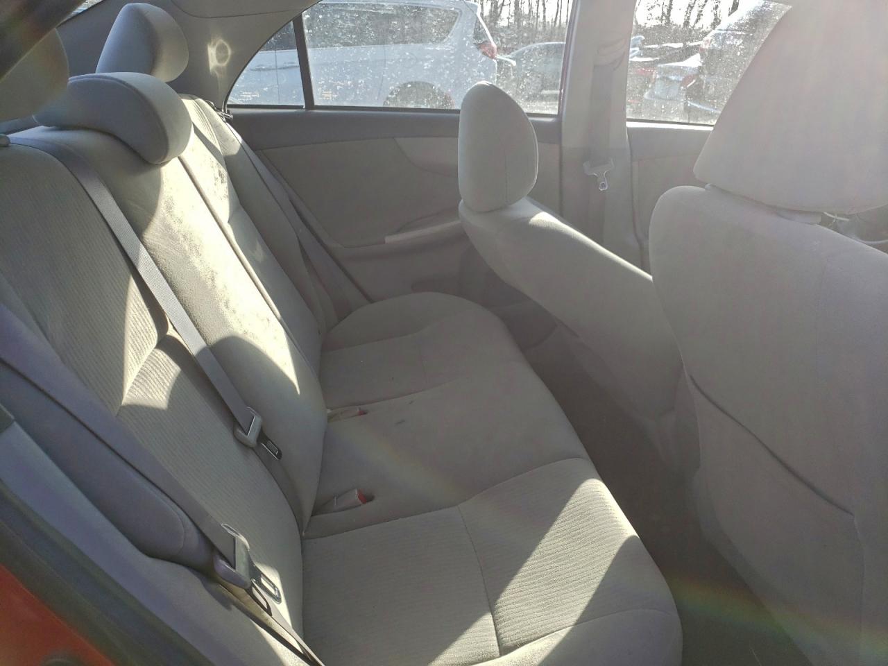 2010 TOYOTA COROLLA BASE photo 10
