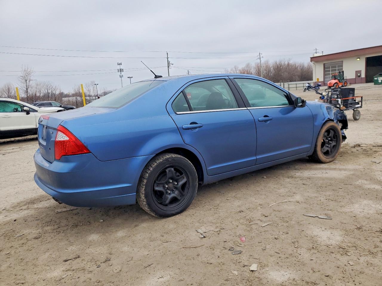 2010 FORD FUSION SE photo 3