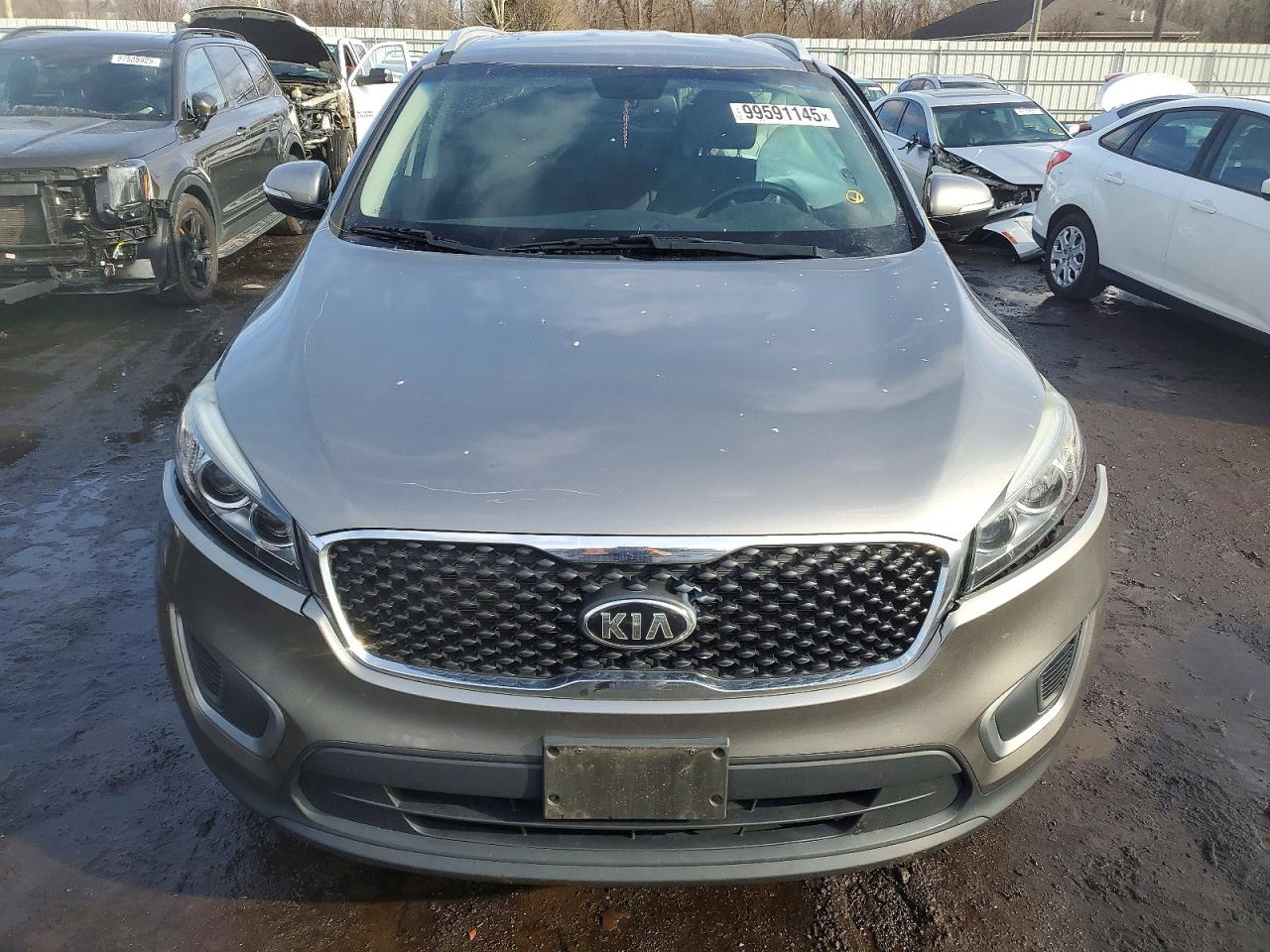 2017 KIA SORENTO LX photo 5