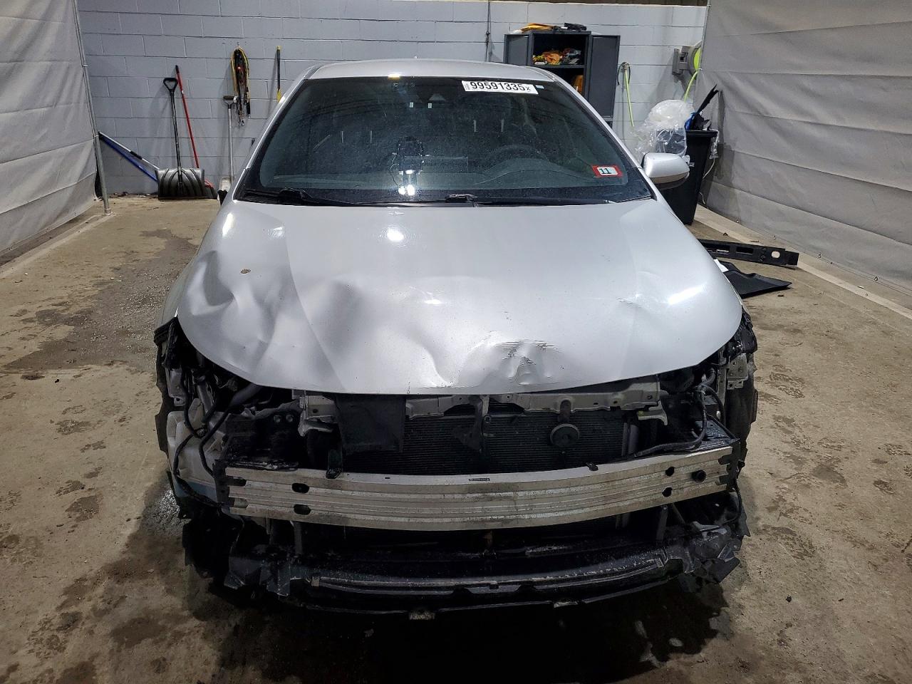 2019 TOYOTA COROLLA SE photo 5