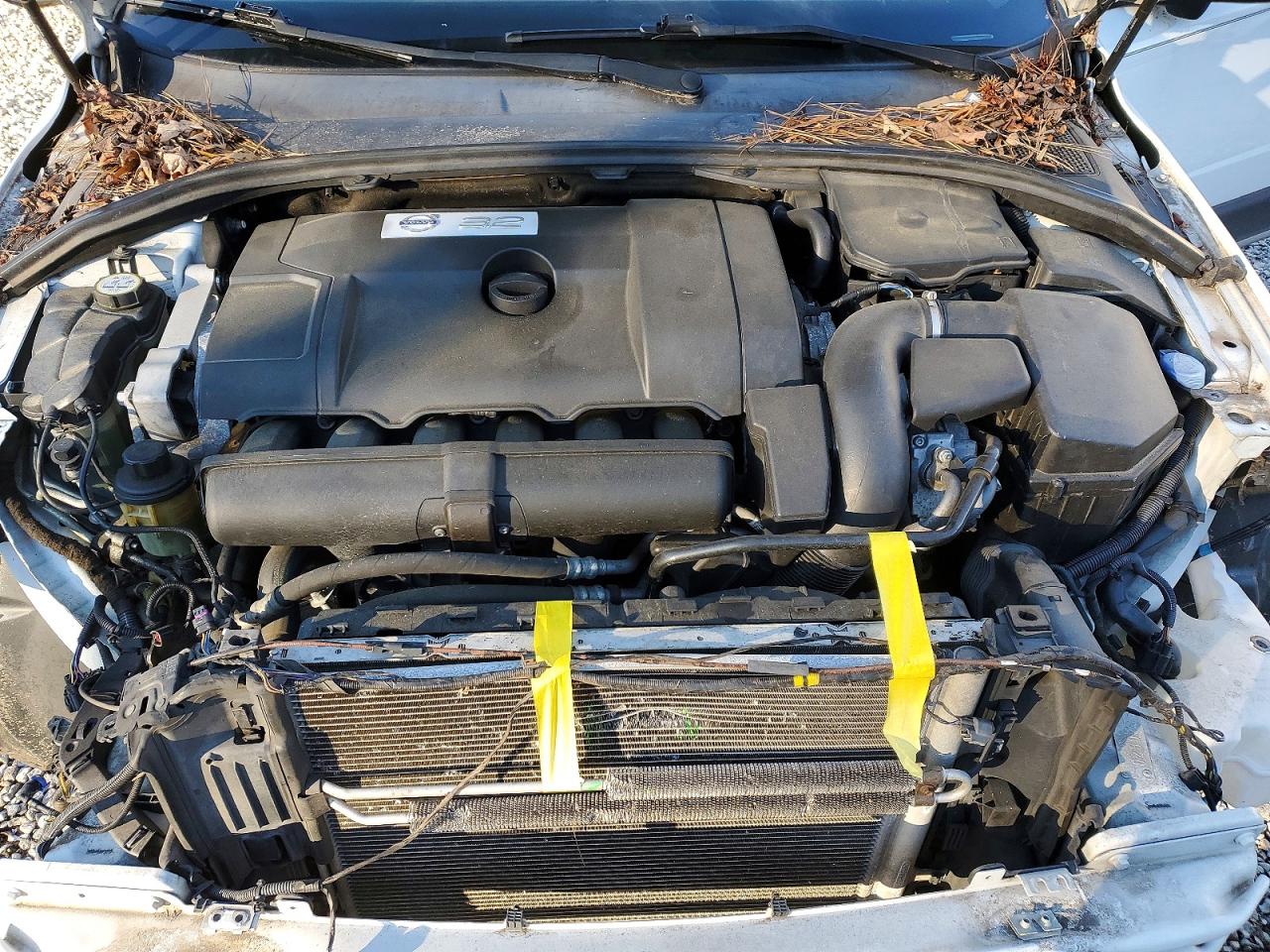 2010 VOLVO XC70 3.2 photo 11