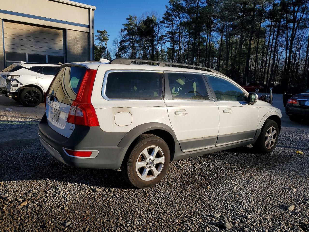 2010 VOLVO XC70 3.2 photo 3