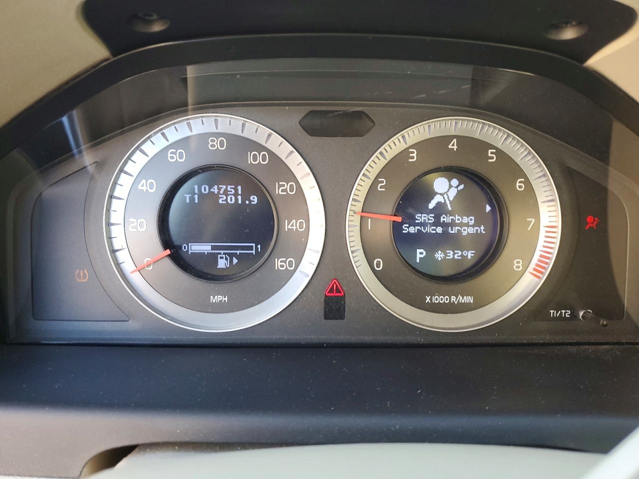 2010 VOLVO XC70 3.2 photo 9